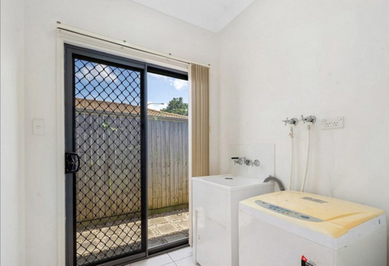 Photo - 13 Sedgemoor Street, Carseldine QLD 4034 - Image 12