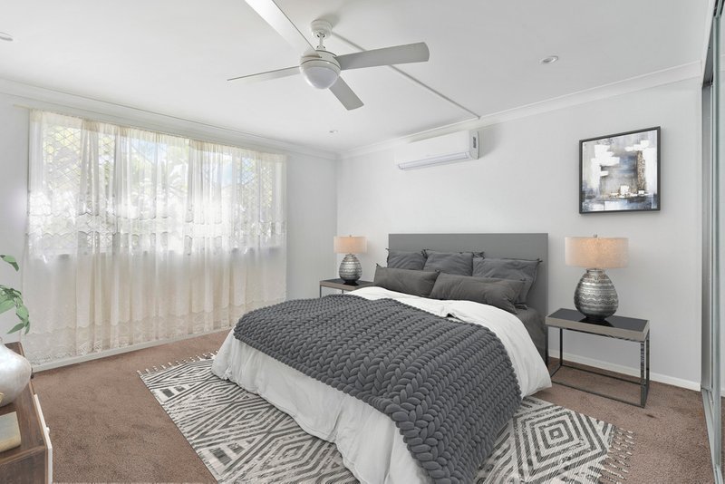 Photo - 13 Selwyn Place, Cartwright NSW 2168 - Image 4