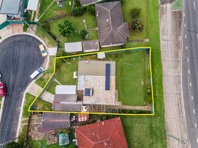 Photo - 13 Selwyn Place, Cartwright NSW 2168 - Image 8