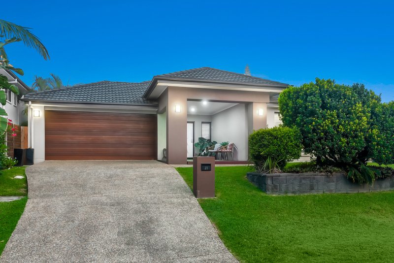 13 Severn Crescent, North Lakes QLD 4509