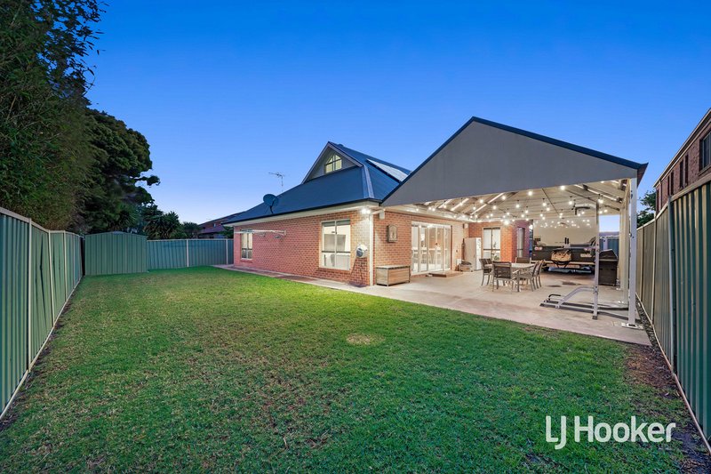 Photo - 13 Shaftsbury Boulevard, Point Cook VIC 3030 - Image 21