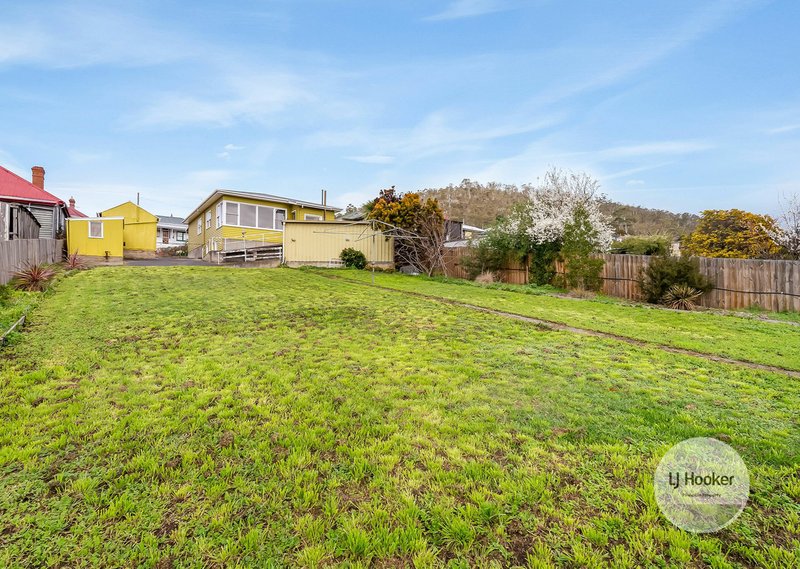 Photo - 13 Sharland Avenue, New Norfolk TAS 7140 - Image 17