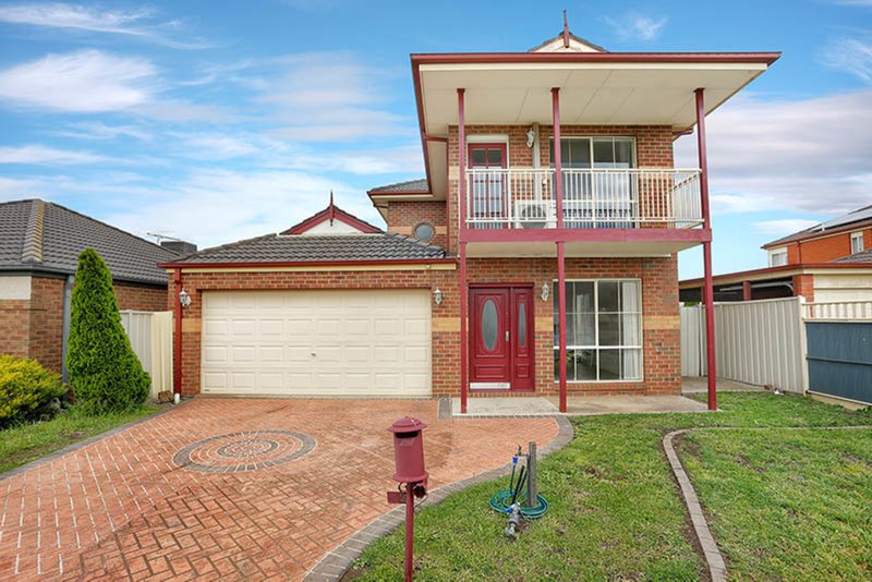 13 Shearwater Place, Craigieburn VIC 3064