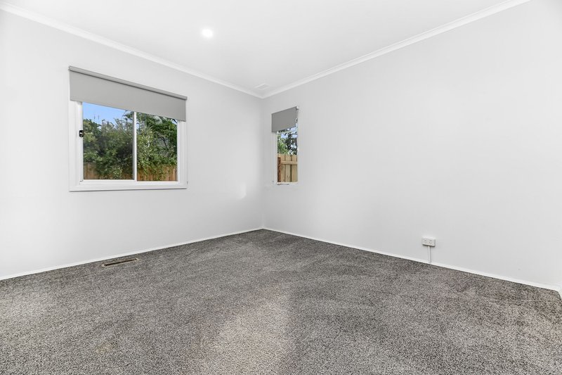 Photo - 1/3 Sheoak Street, Doveton VIC 3177 - Image 6