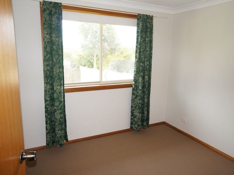 Photo - 1/3 Silky Ash Close, Old Bar NSW 2430 - Image 8