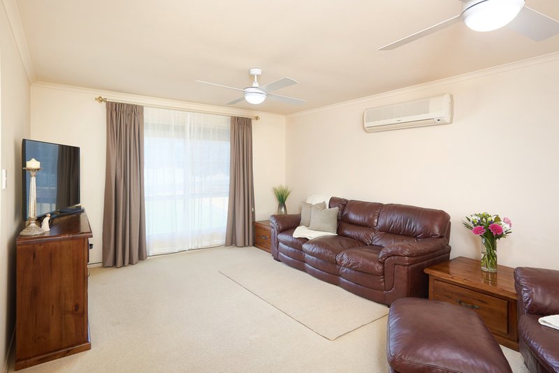 Photo - 13 Silver Birch Drive, Murray Bridge SA 5253 - Image 2