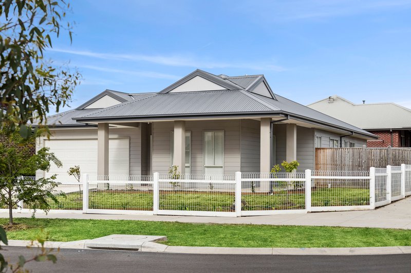 13 Silver Smith Drive, Kyneton VIC 3444