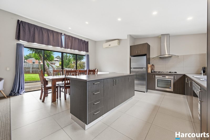 Photo - 13 Silverback Place, Leongatha VIC 3953 - Image 3