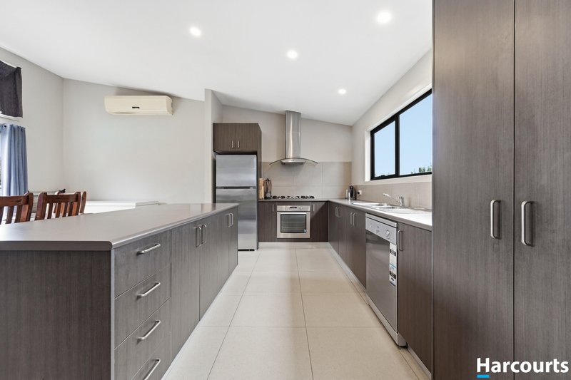 Photo - 13 Silverback Place, Leongatha VIC 3953 - Image 4