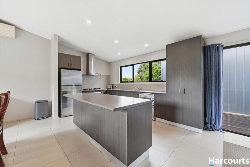 Photo - 13 Silverback Place, Leongatha VIC 3953 - Image 6