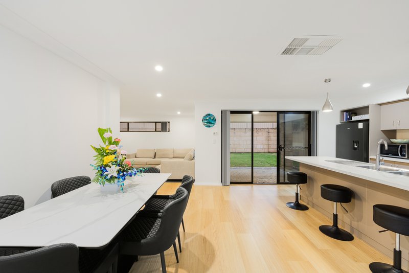Photo - 13 Silverline Bend, Bertram WA 6167 - Image 7