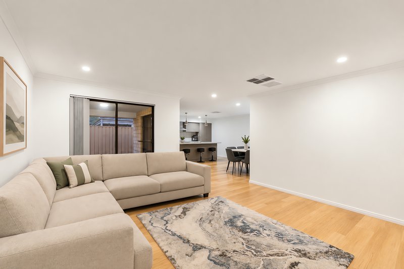 Photo - 13 Silverline Bend, Bertram WA 6167 - Image 9