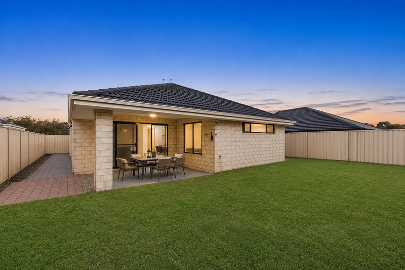 Photo - 13 Silverline Bend, Bertram WA 6167 - Image 16