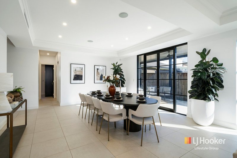 Photo - 13 Silvester Way, Gledswood Hills NSW 2557 - Image 5