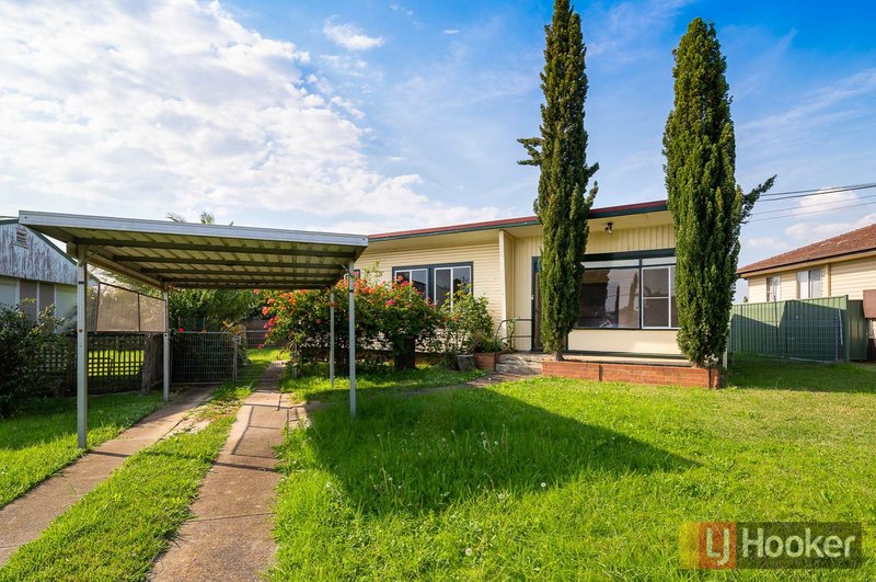 13 Simpson Avenue, Casula NSW 2170