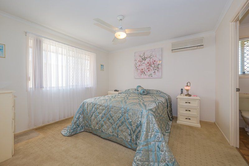 Photo - 13 Smout Court, Sandstone Point QLD 4511 - Image 9