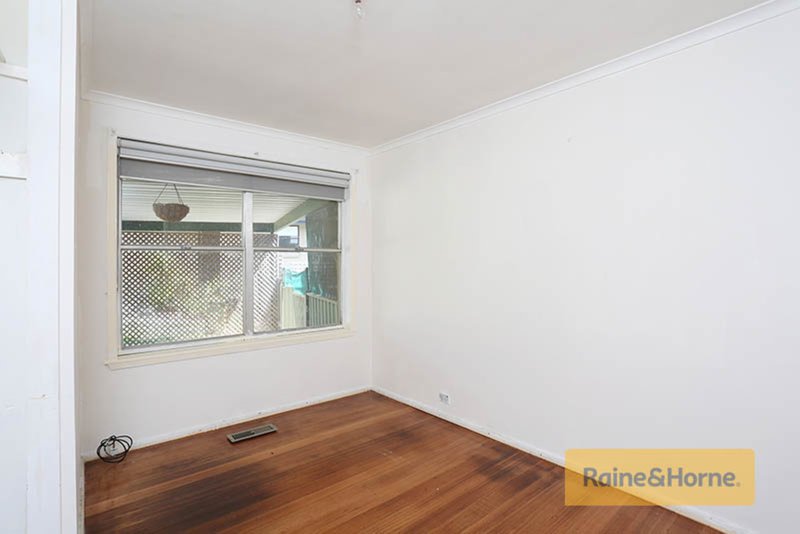 Photo - 13 Sorrento Street, Broadmeadows VIC 3047 - Image 5