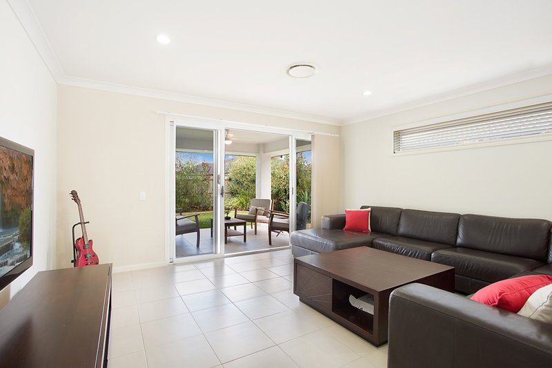 Photo - 13 Sorrento Street, North Lakes QLD 4509 - Image 8