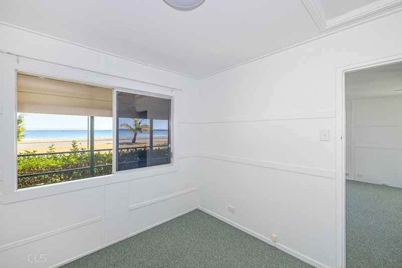 Photo - 13 South Esplanade, Bongaree QLD 4507 - Image 12