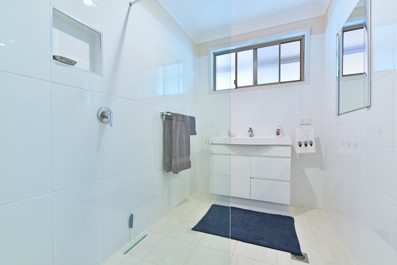 Photo - 13 Southampton Avenue, Buttaba NSW 2283 - Image 4