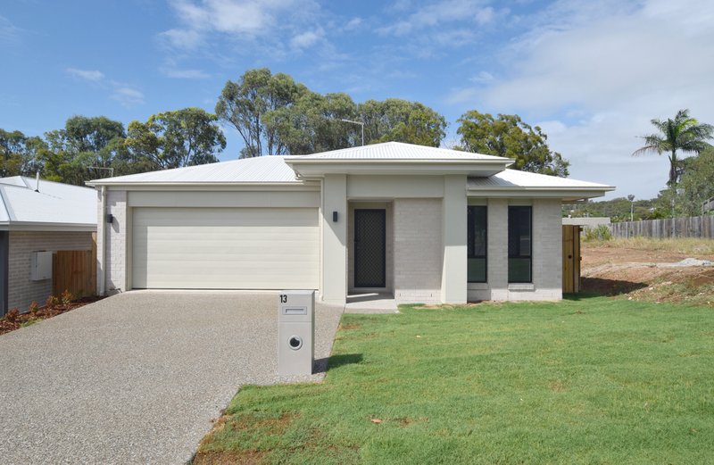 Photo - 13 Spindrift Road, Clinton QLD 4680 - Image 1