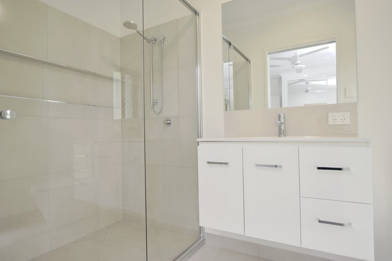 Photo - 13 Spindrift Road, Clinton QLD 4680 - Image 8