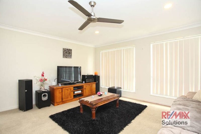 Photo - 13 Squire Court, Bray Park QLD 4500 - Image 2