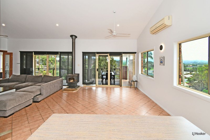 Photo - 13 St Andrews Way, Banora Point NSW 2486 - Image 7