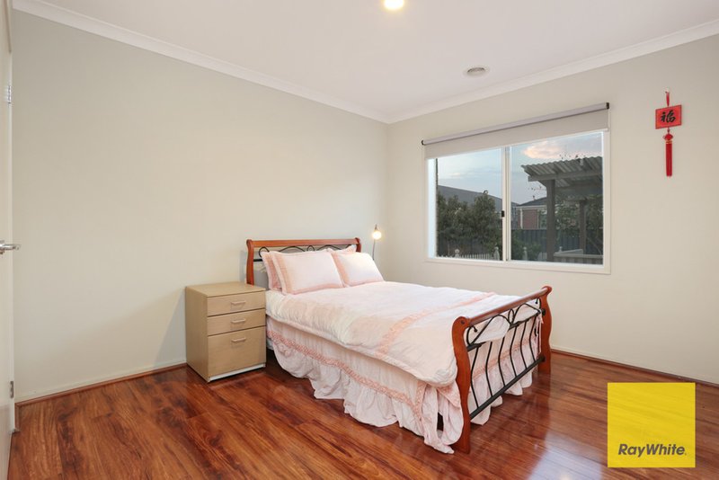 Photo - 13 St Laurent Boulevard, Point Cook VIC 3030 - Image 11