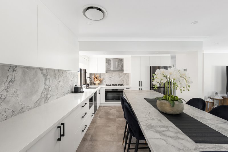Photo - 13 St Marys Street, West Hoxton NSW 2171 - Image 4