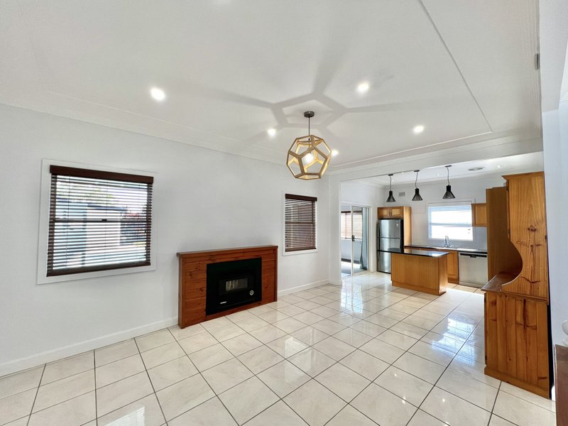 Photo - 13 Stanley Street, Belmont NSW 2280 - Image 5