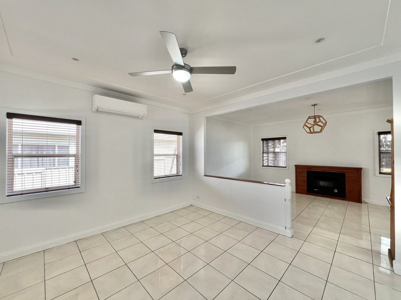 Photo - 13 Stanley Street, Belmont NSW 2280 - Image 6