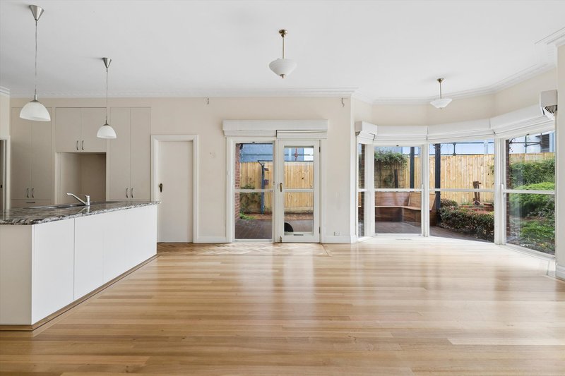 Photo - 13 Staughton Road, Glen Iris VIC 3146 - Image 6