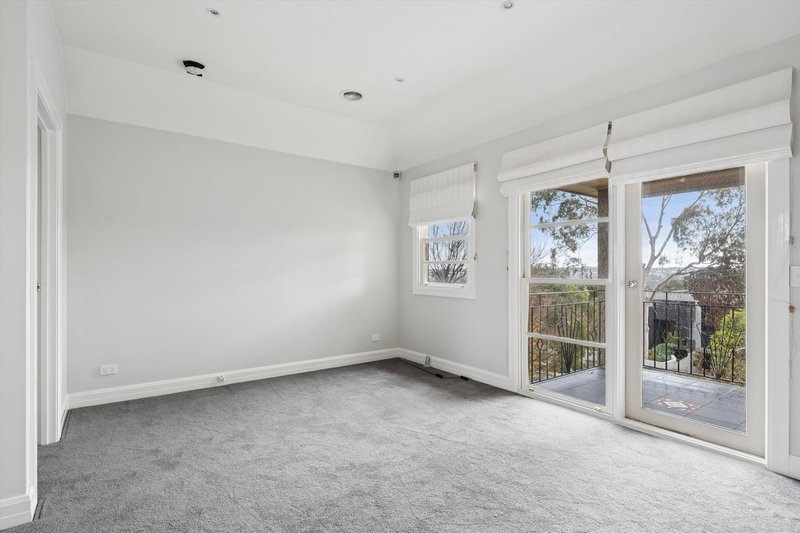 Photo - 13 Staughton Road, Glen Iris VIC 3146 - Image 8