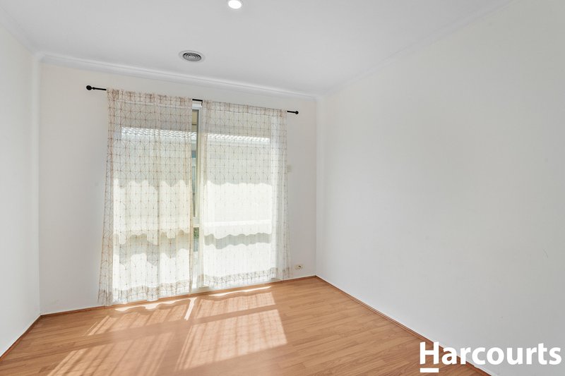 Photo - 13 Stephen Court, Hoppers Crossing VIC 3029 - Image 9