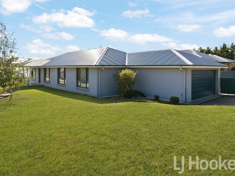 13 Stevenson Close, Oberon NSW 2787