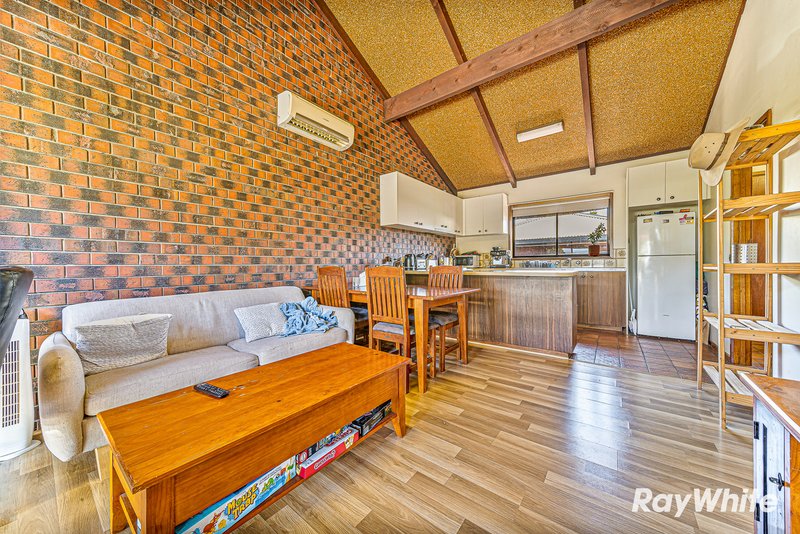 Photo - 1/3 Stout Street, Bendigo VIC 3550 - Image 2