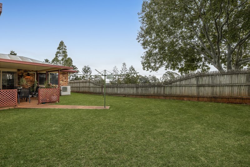 Photo - 13 Strathconan Drive, Glenvale QLD 4350 - Image 15