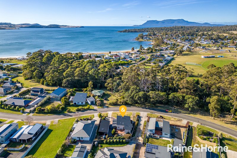 13 Strawberry Hill Court, Orford TAS 7190