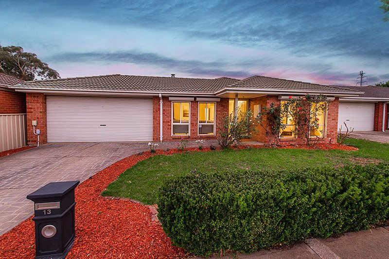 13 Suaad Court, Cranbourne West VIC 3977