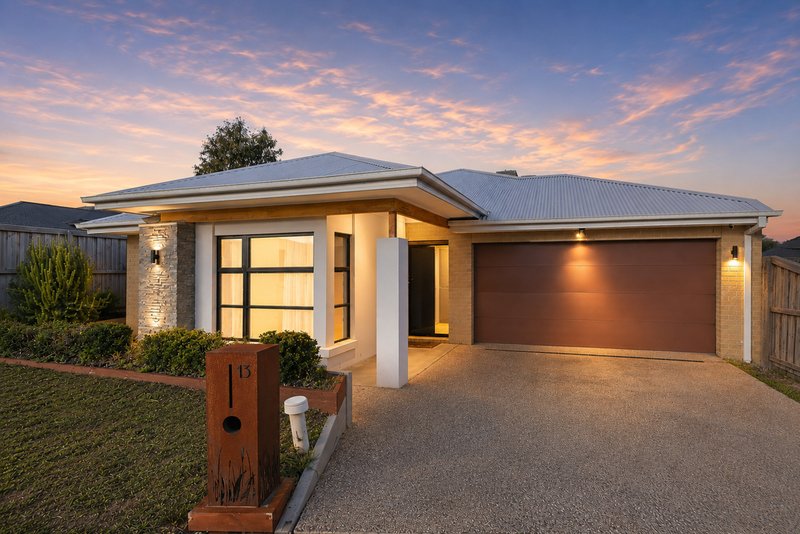Photo - 13 Sublime Point Road, Bacchus Marsh VIC 3340 - Image 1