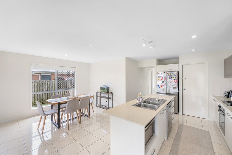 Photo - 13 Sundew Street, New Auckland QLD 4680 - Image 5