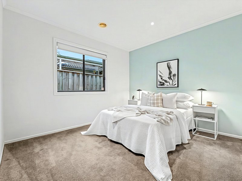 Photo - 13 Sunhill Way, Berwick VIC 3806 - Image 13