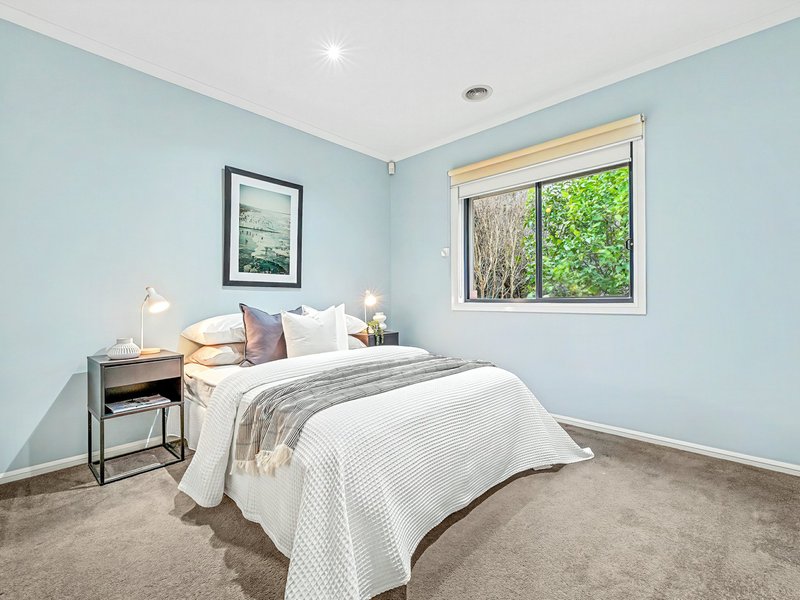 Photo - 13 Sunhill Way, Berwick VIC 3806 - Image 14