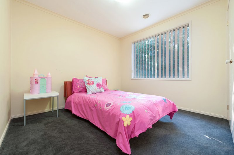 Photo - 13 Sunnybrook Court, Craigieburn VIC 3064 - Image 7