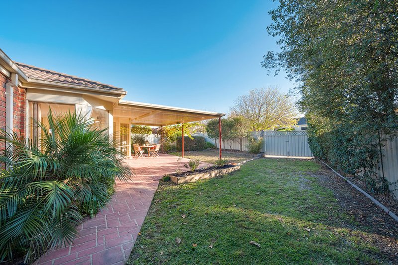 Photo - 13 Sunnybrook Court, Craigieburn VIC 3064 - Image 9