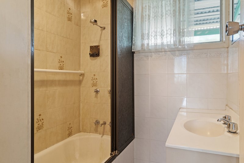 Photo - 13 Sunnyview Street, Beenleigh QLD 4207 - Image 12