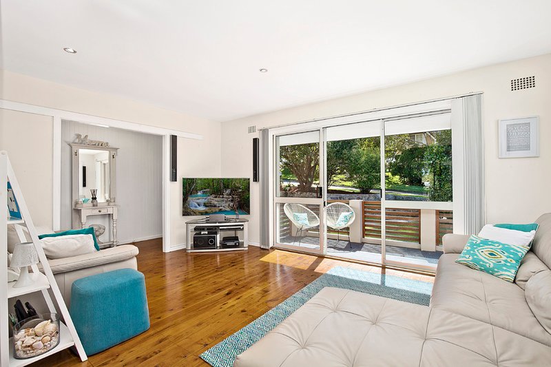 Photo - 13 Sunset Place, Frenchs Forest NSW 2086 - Image 3