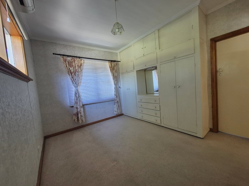 Photo - 13 Sussex Street, Blackburn North VIC 3130 - Image 5