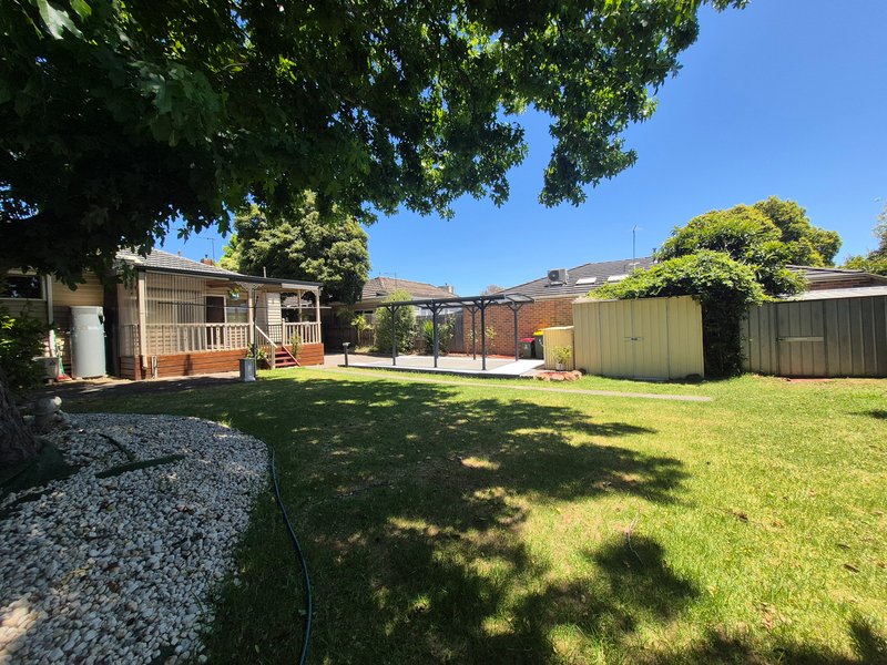 Photo - 13 Sussex Street, Blackburn North VIC 3130 - Image 12